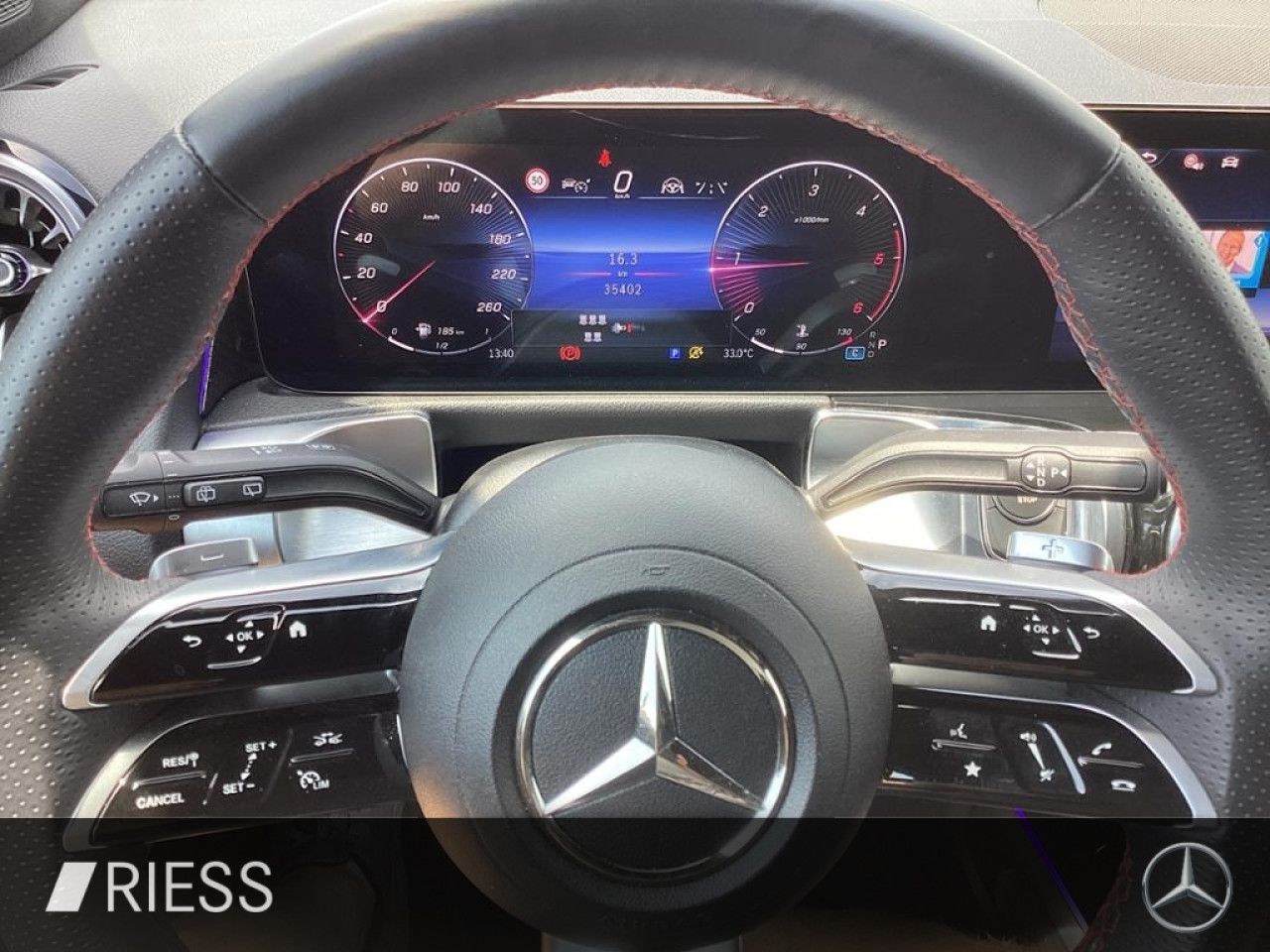 Mercedes-Benz GLB – Bild 8