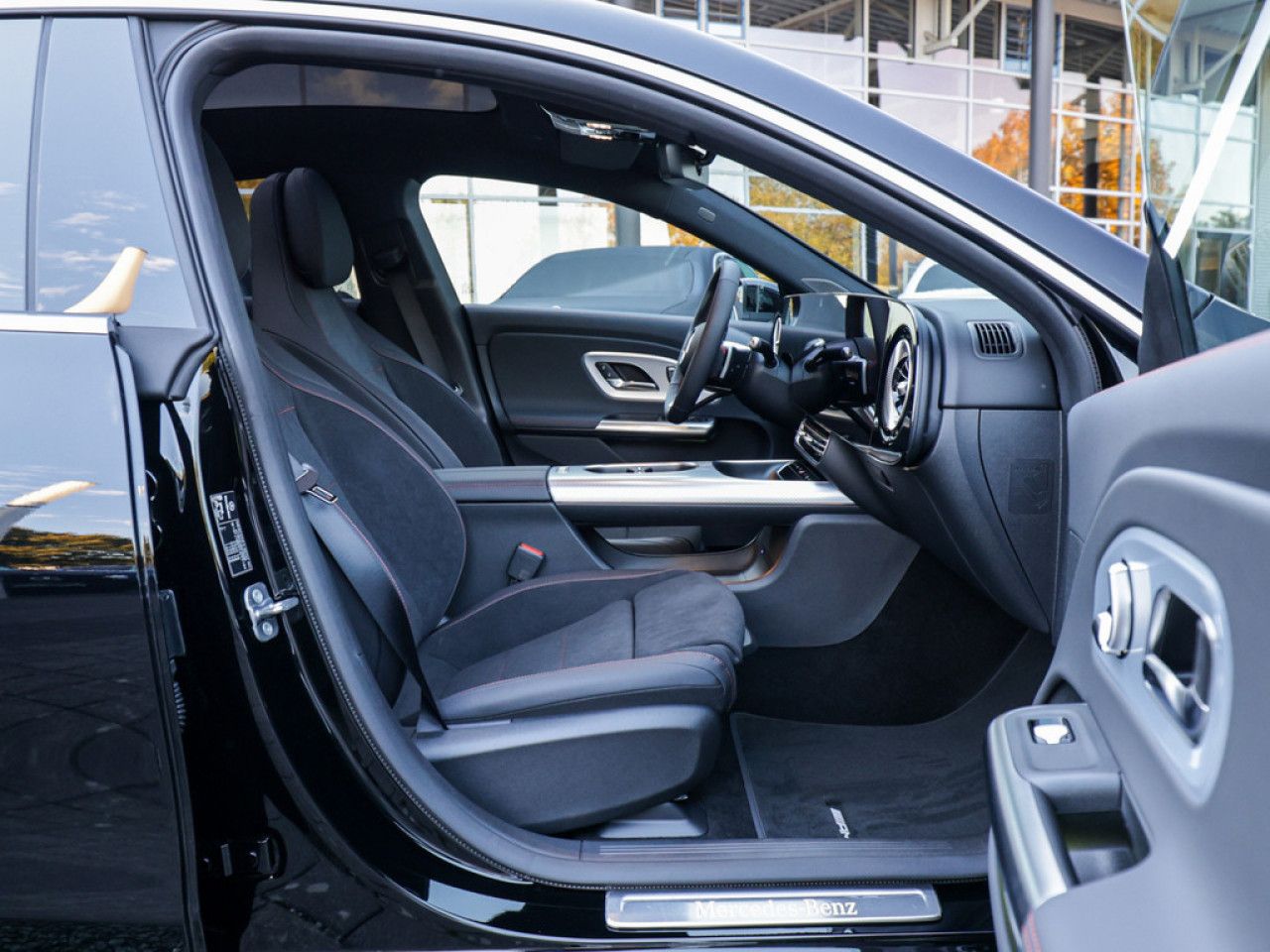 Mercedes-Benz CLA – Bild 2