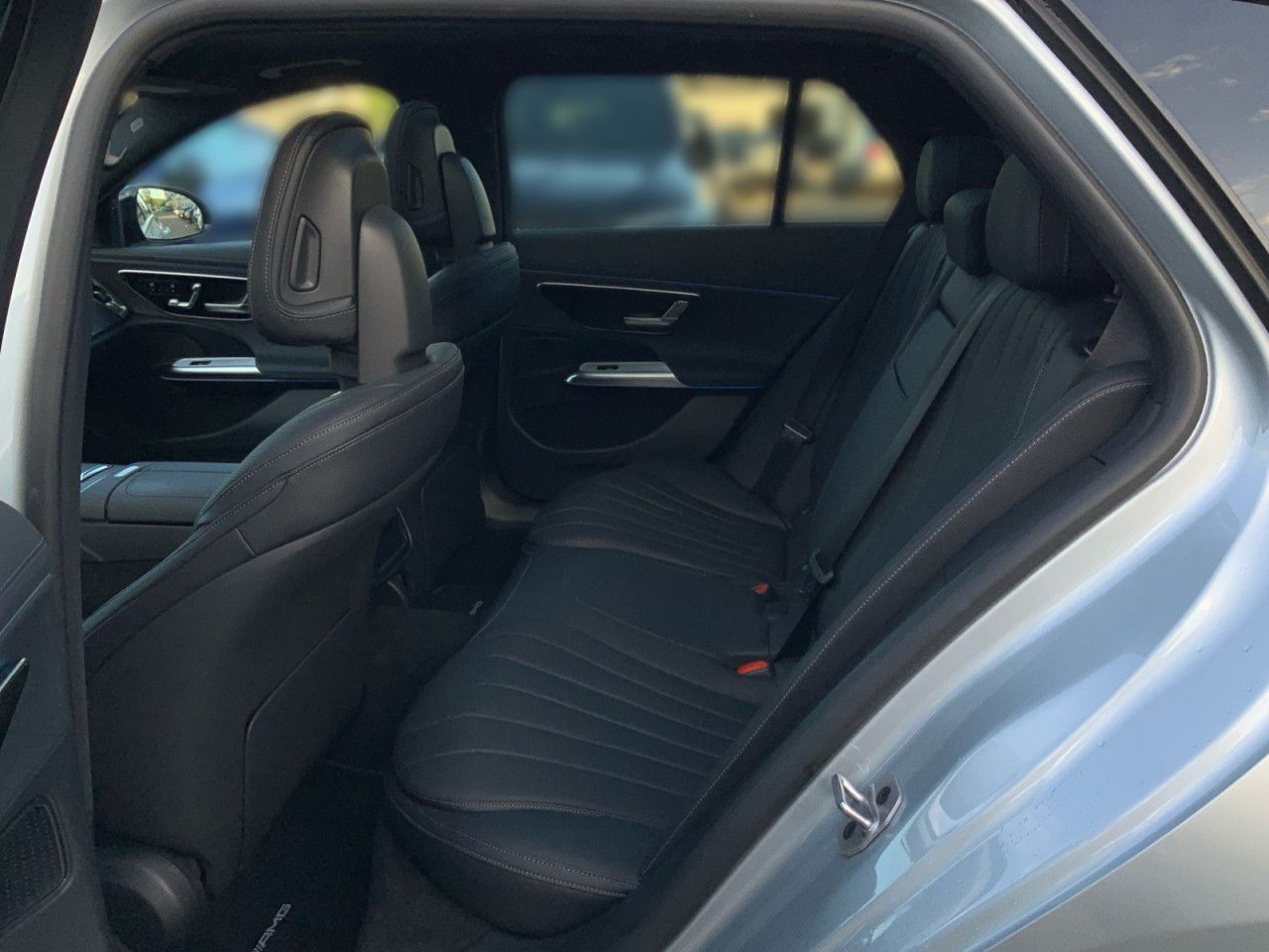 Mercedes-Benz E-Klasse – Bild 29