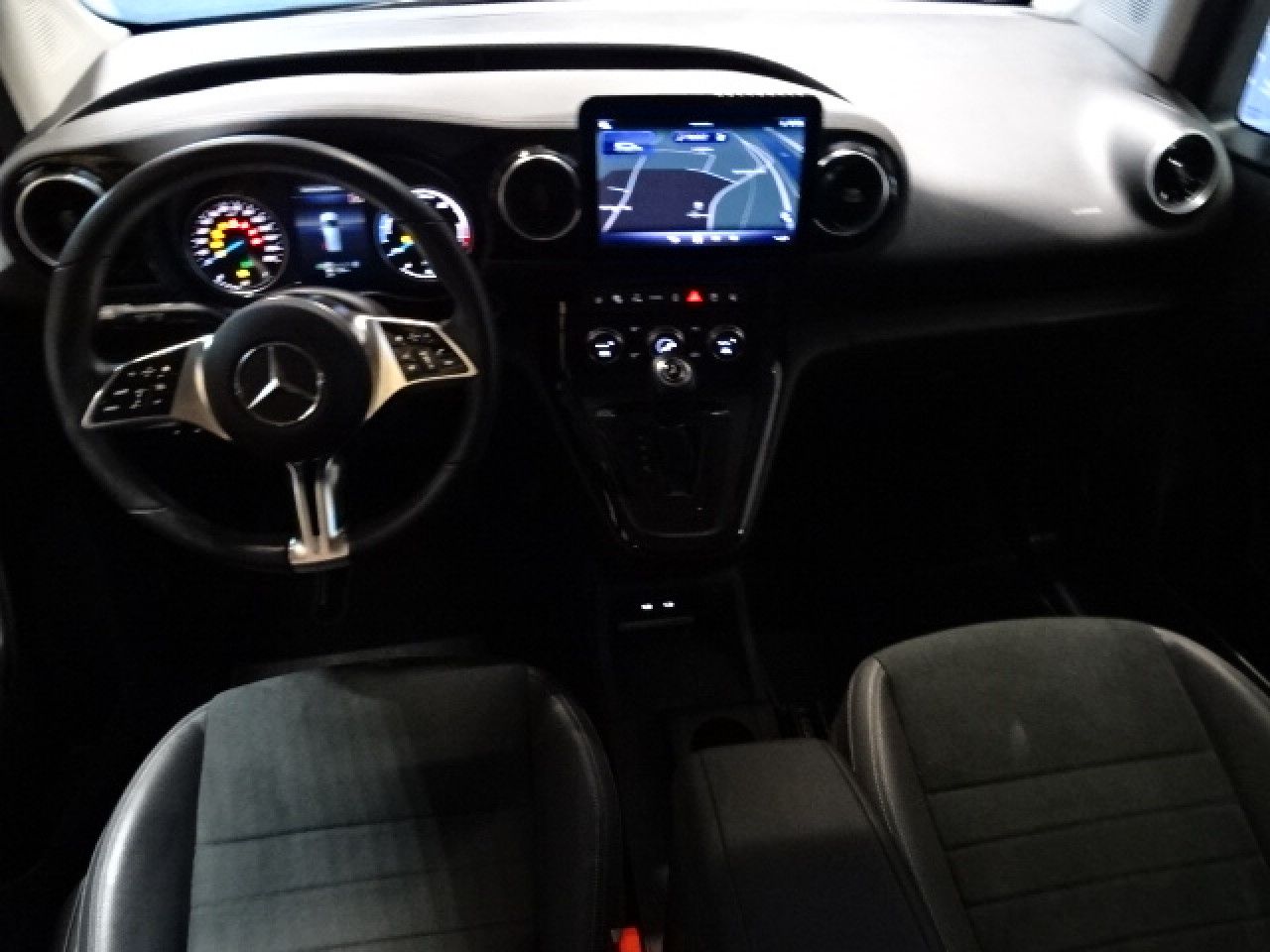 Mercedes-Benz EQT – Bild 8
