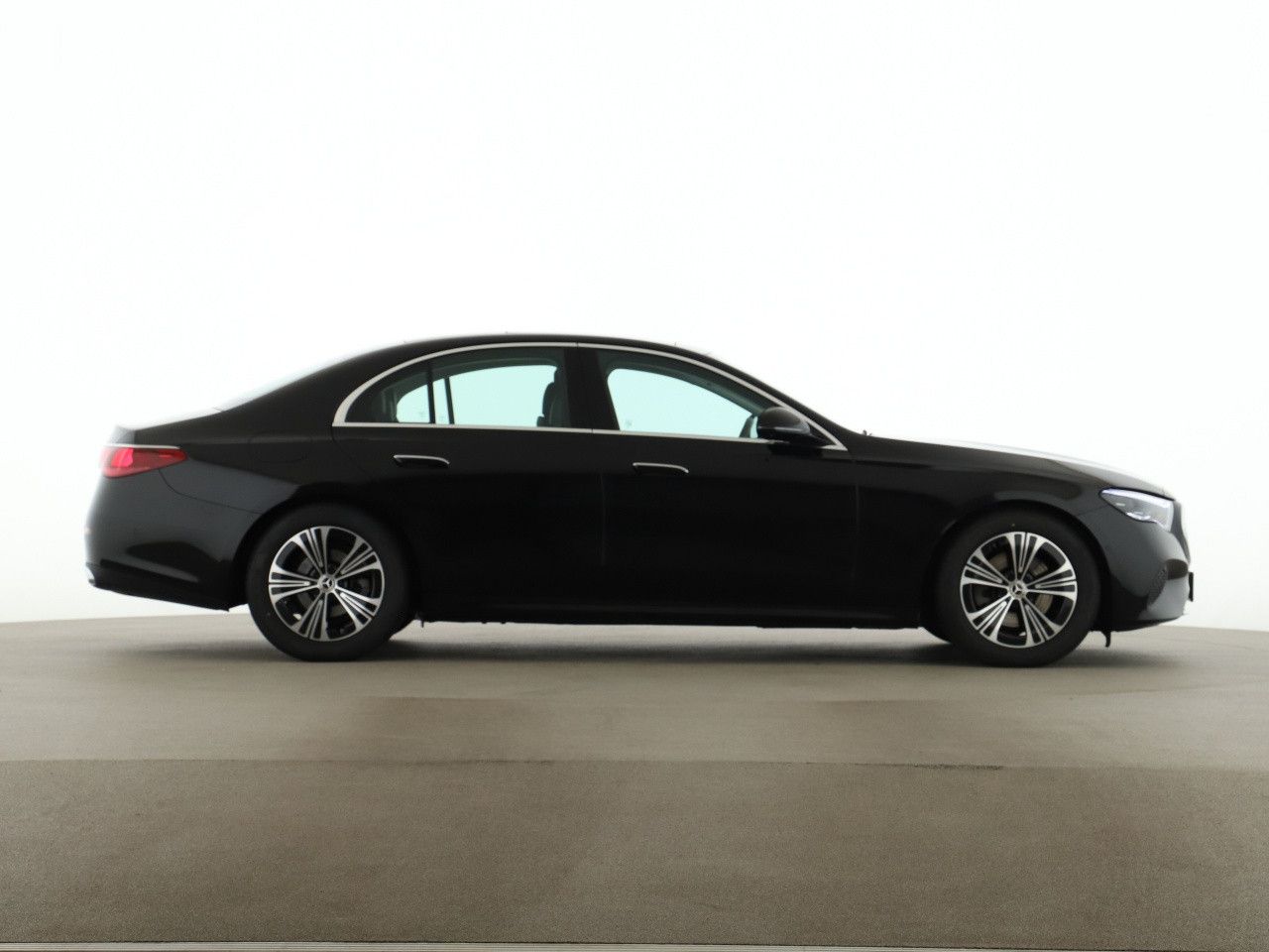 Mercedes-Benz E-Klasse – Bild 6
