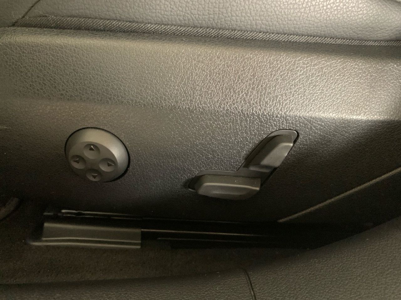 Fahrzeugbild 17 / 21