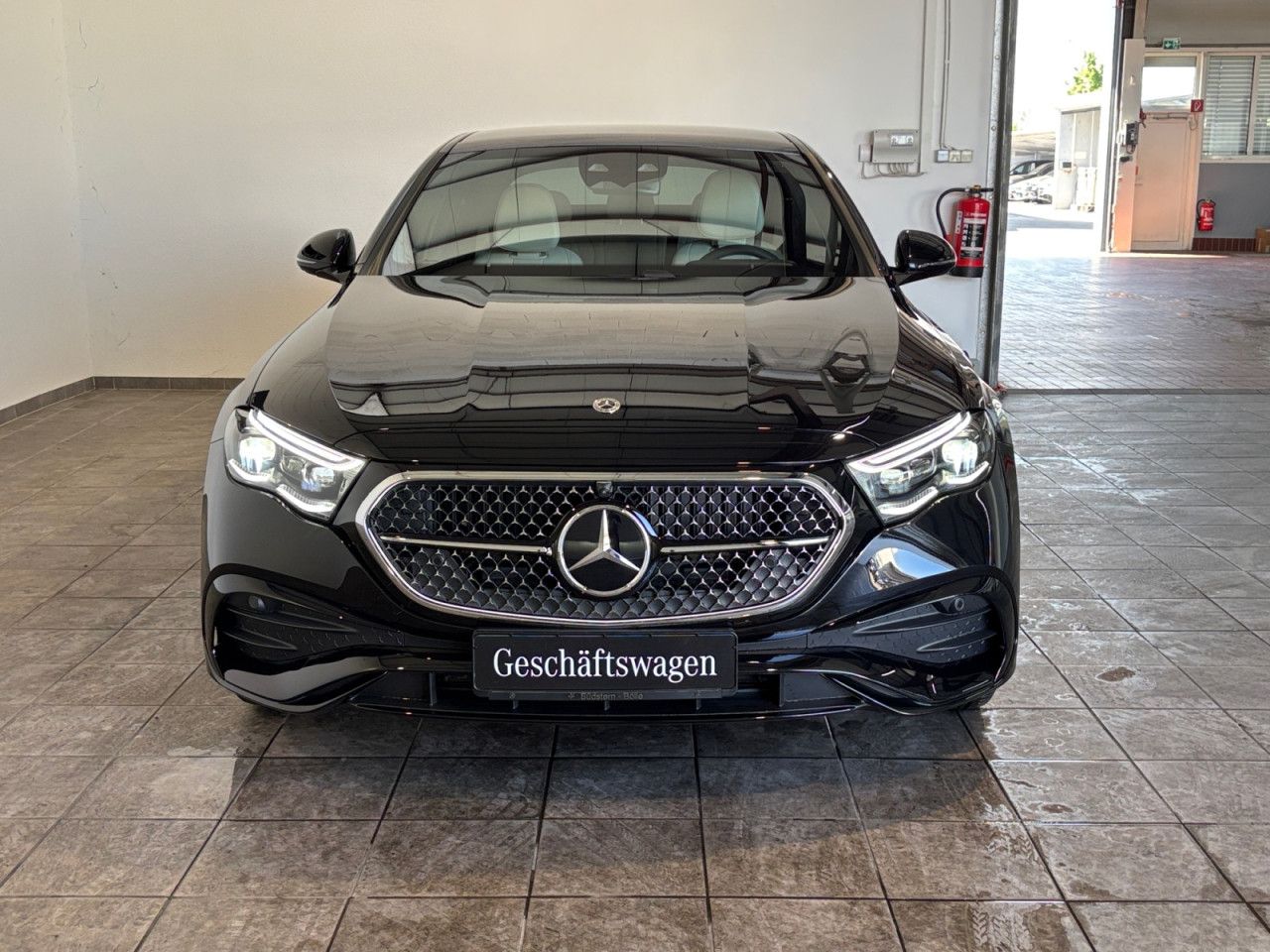 Mercedes-Benz E-Klasse – Bild 4