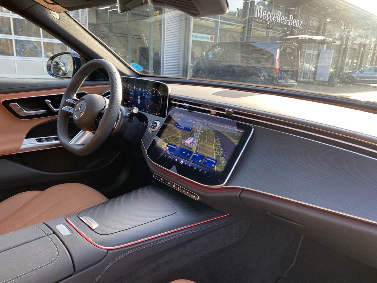 Mercedes-Benz E-Klasse – Bild 20