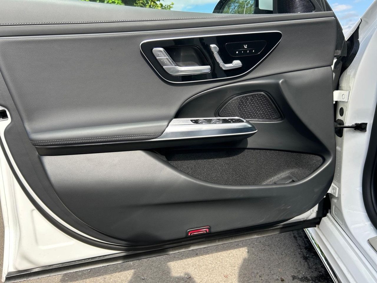 Mercedes-Benz E-Klasse – Bild 6