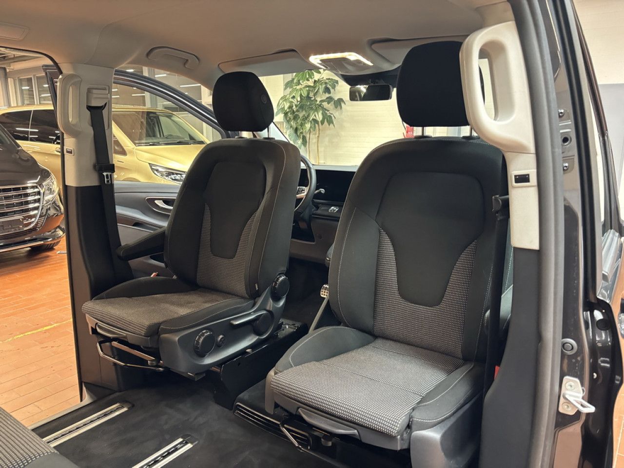 Fahrzeugbild 21 / 24