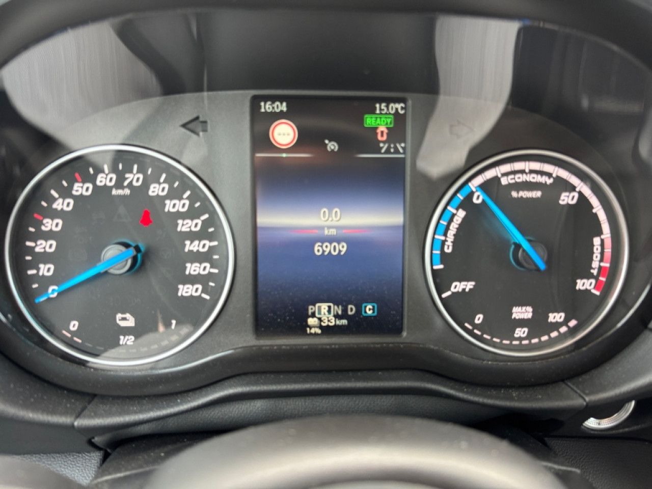Mercedes-Benz EQT – Bild 9