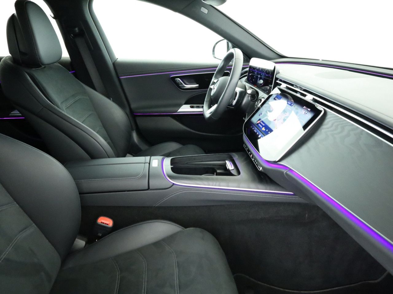 Mercedes-Benz E-Klasse – Bild 17
