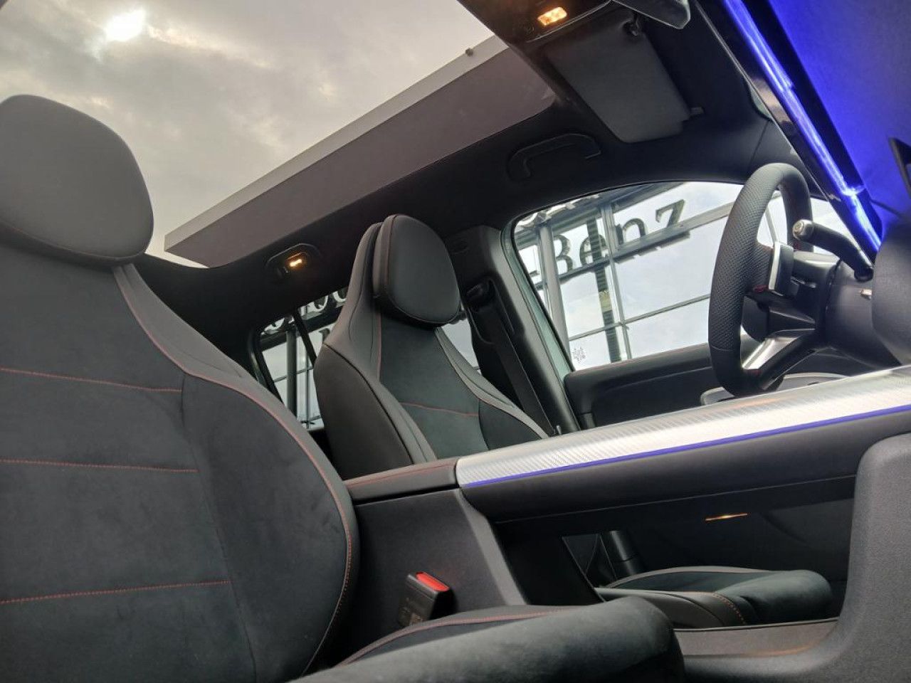 Mercedes-Benz GLB – Bild 11