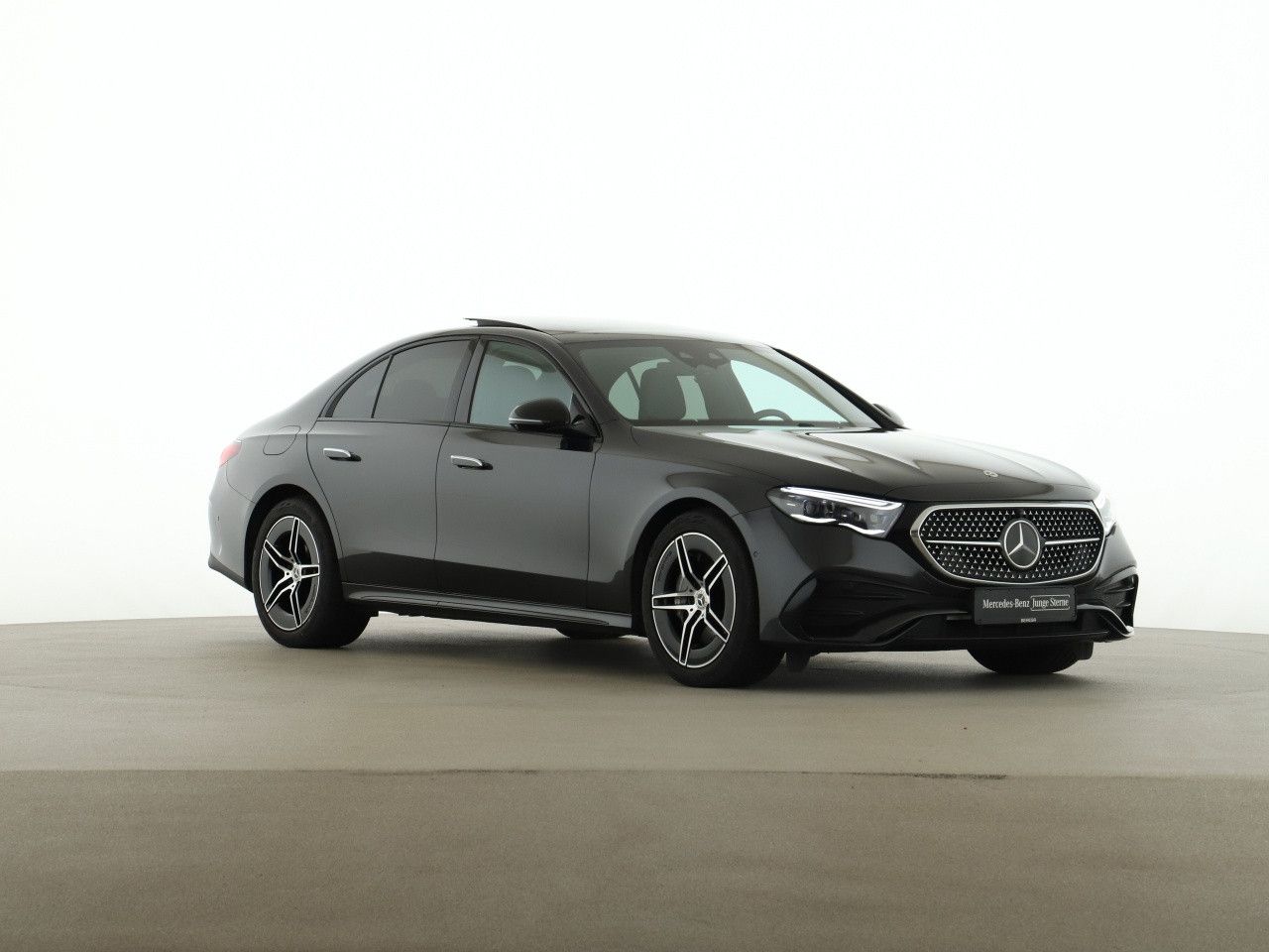 Mercedes-Benz E-Klasse – Bild 8