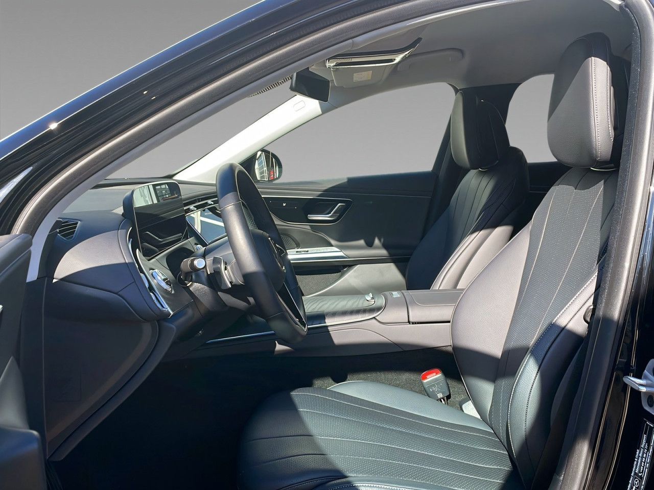 Mercedes-Benz E-Klasse – Bild 8