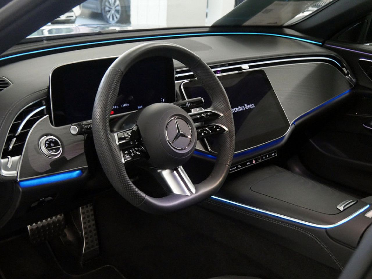 Mercedes-Benz E-Klasse – Bild 13