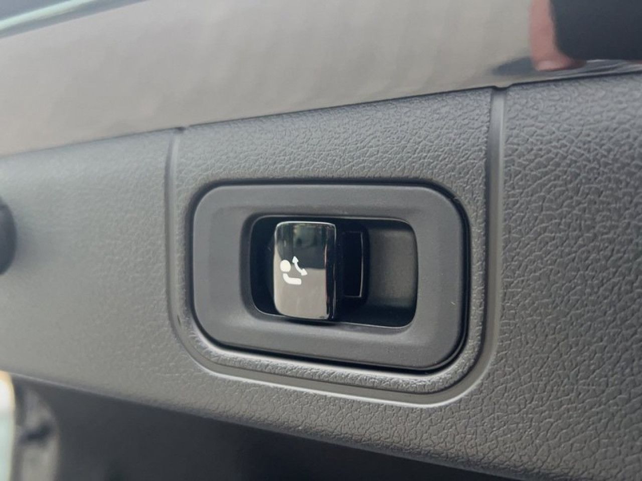 Mercedes-Benz E-Klasse – Bild 14