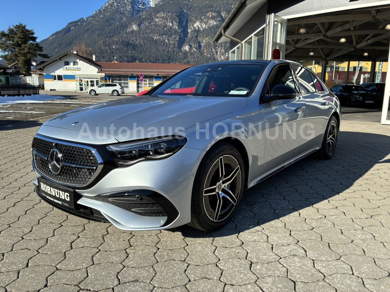 Mercedes-Benz E-Klasse – Bild 7