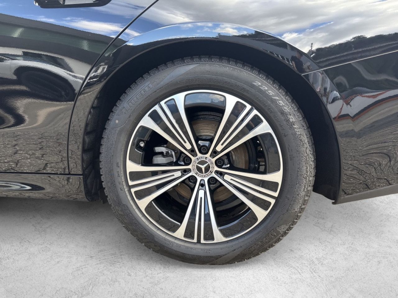 Mercedes-Benz E-Klasse – Bild 4