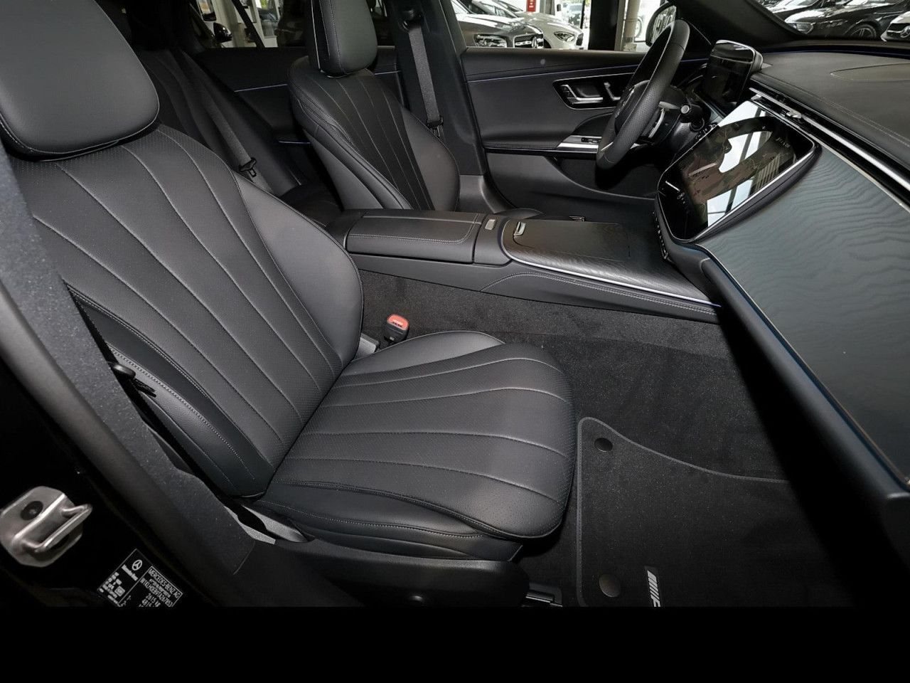 Mercedes-Benz E-Klasse – Bild 4