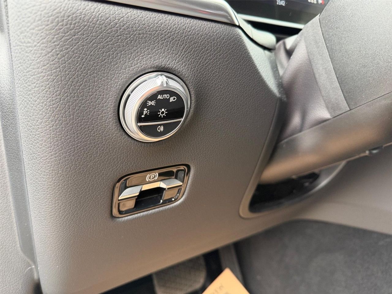 Fahrzeugbild 16 / 24