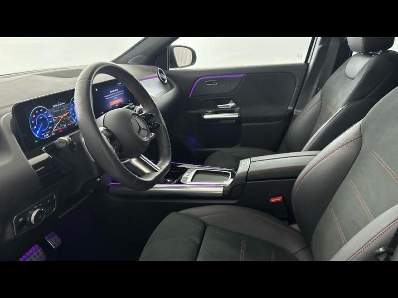 Photo du v&eacute;hicule 12 / 18