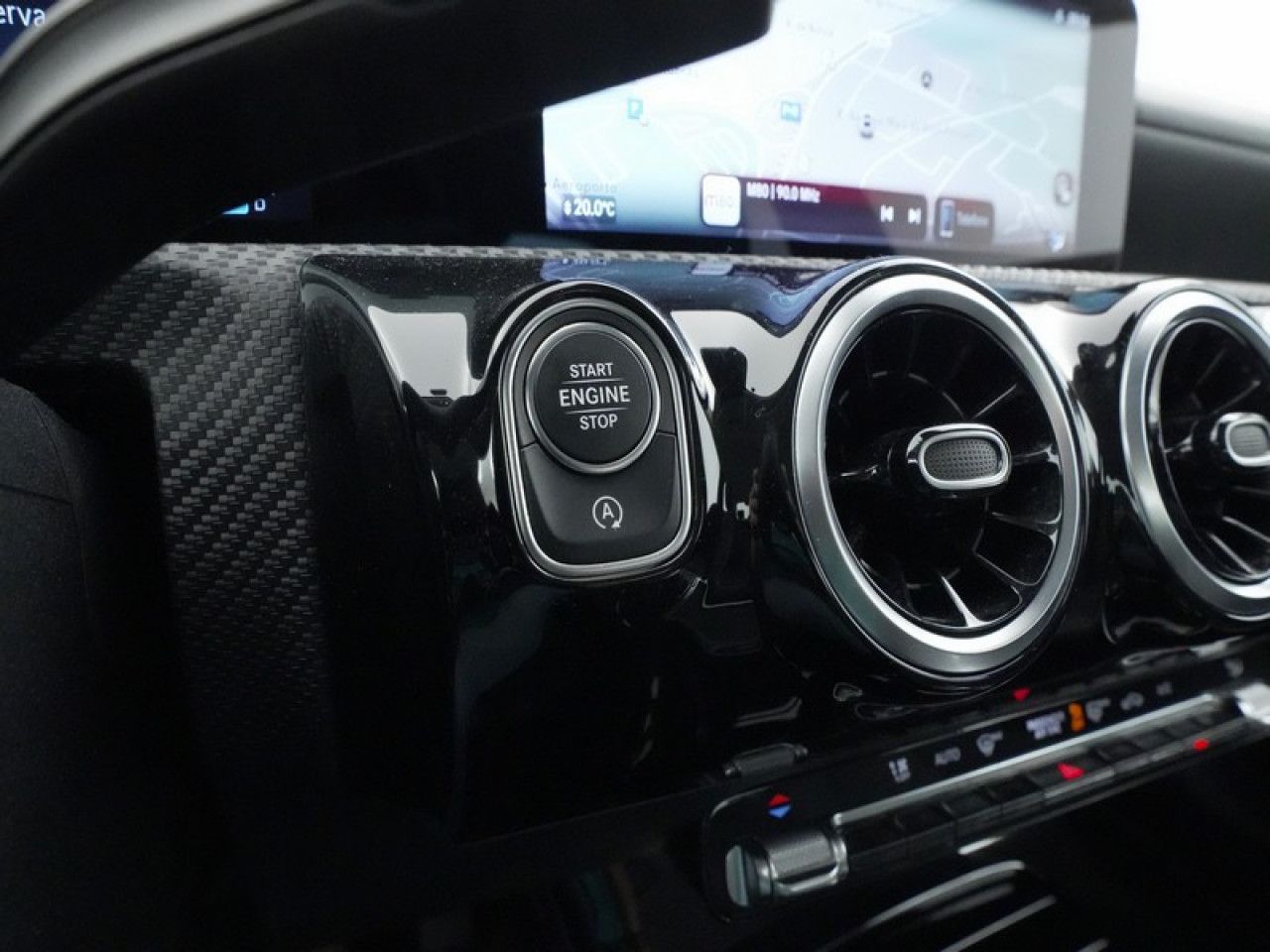 Imagem do veículo 14 / 17