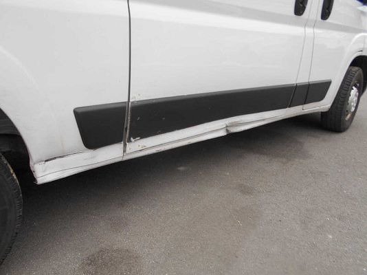 Vehicle image 5 / 10