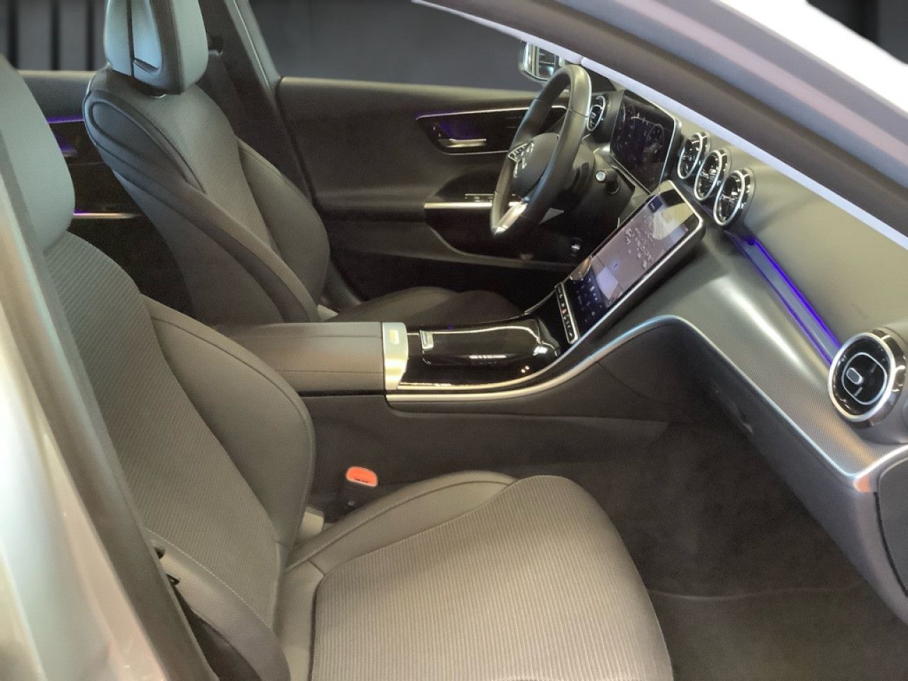 Mercedes-Benz C-Klasse – Bild 16