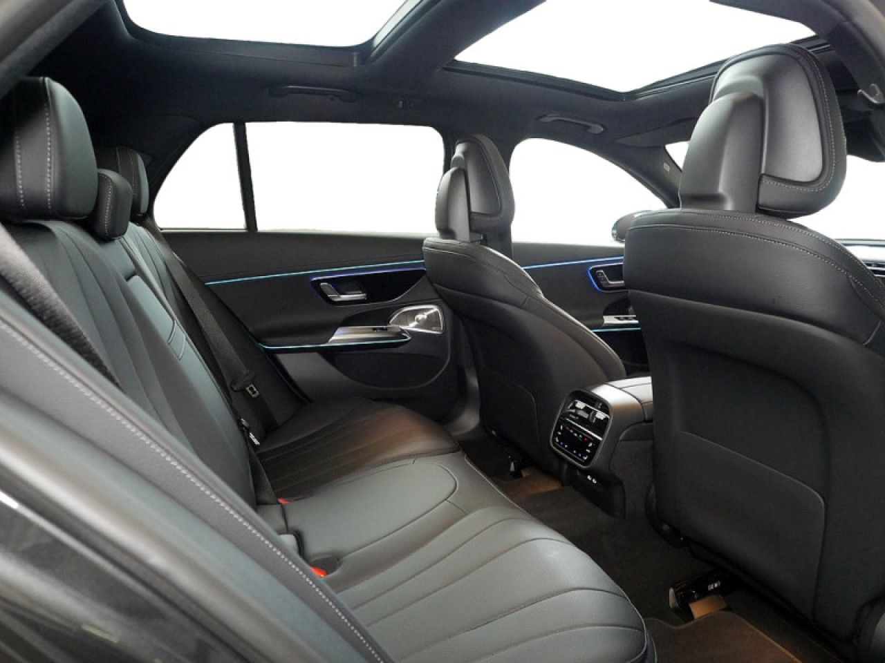 Mercedes-Benz E-Klasse – Bild 6