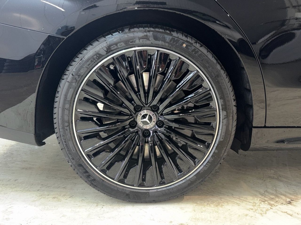 Mercedes-Benz E-Klasse – Bild 5