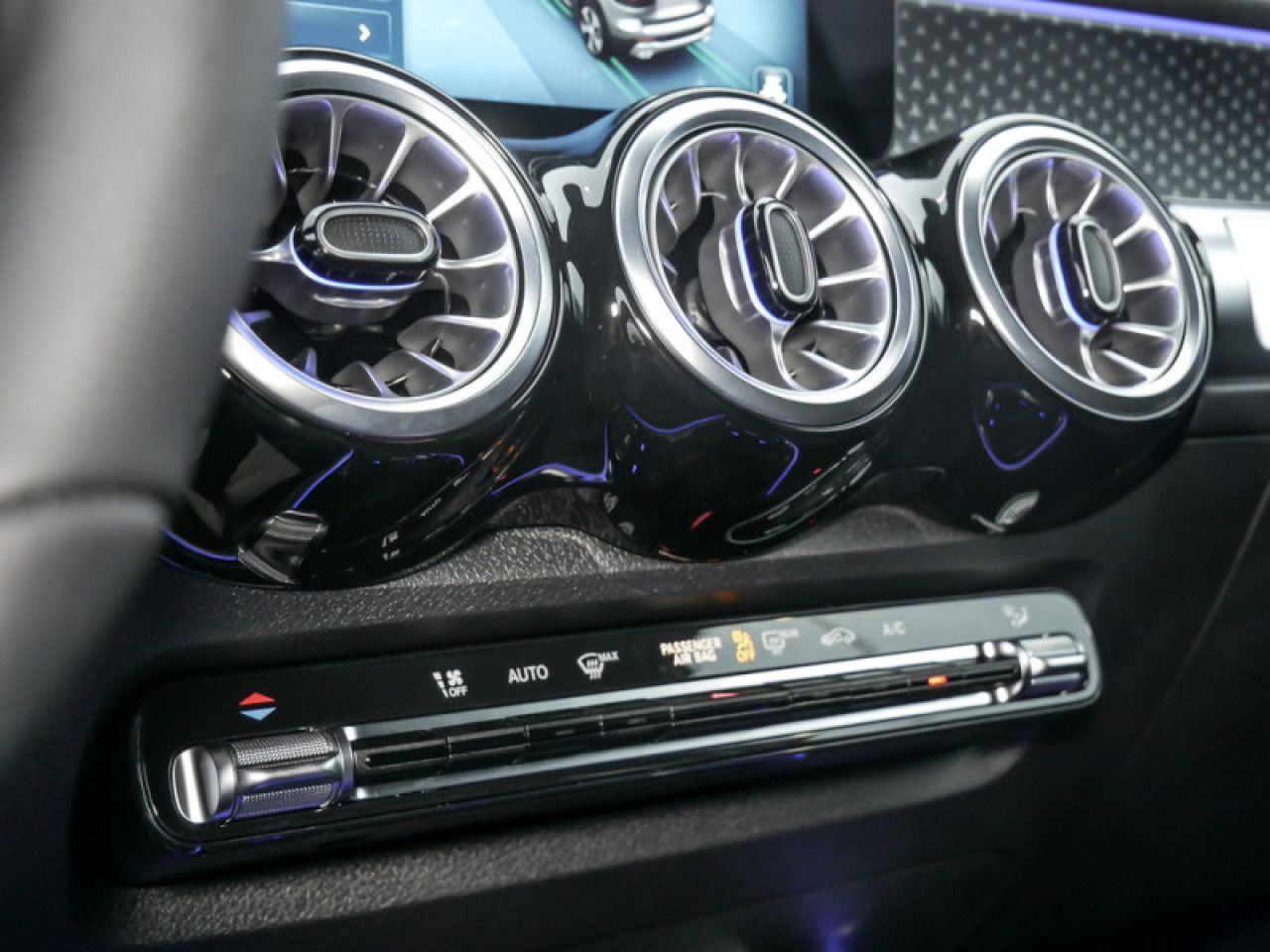 Mercedes-Benz GLB – Bild 16