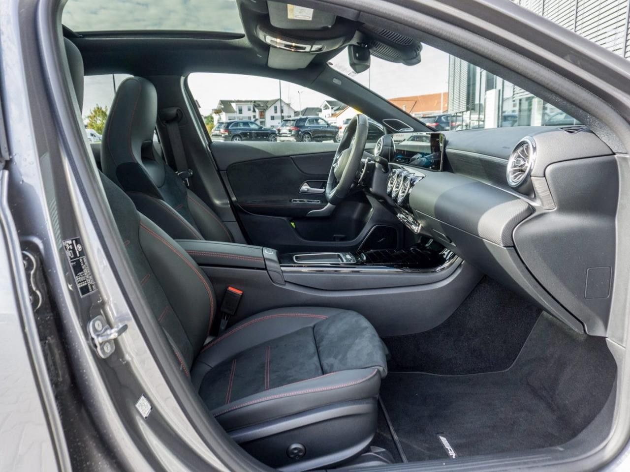 Mercedes-Benz A-Klasse – Bild 9
