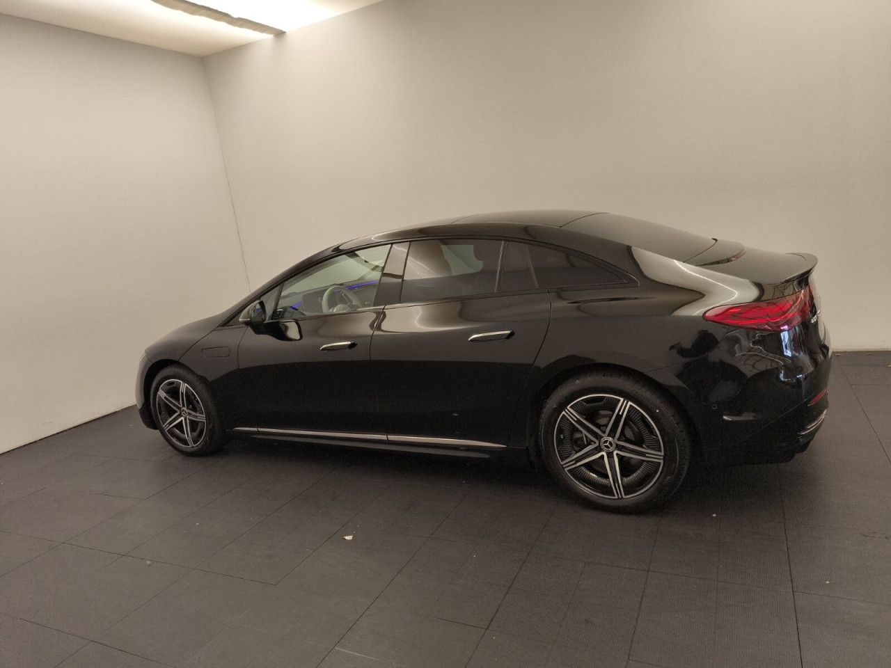Mercedes-Benz EQE – Bild 9