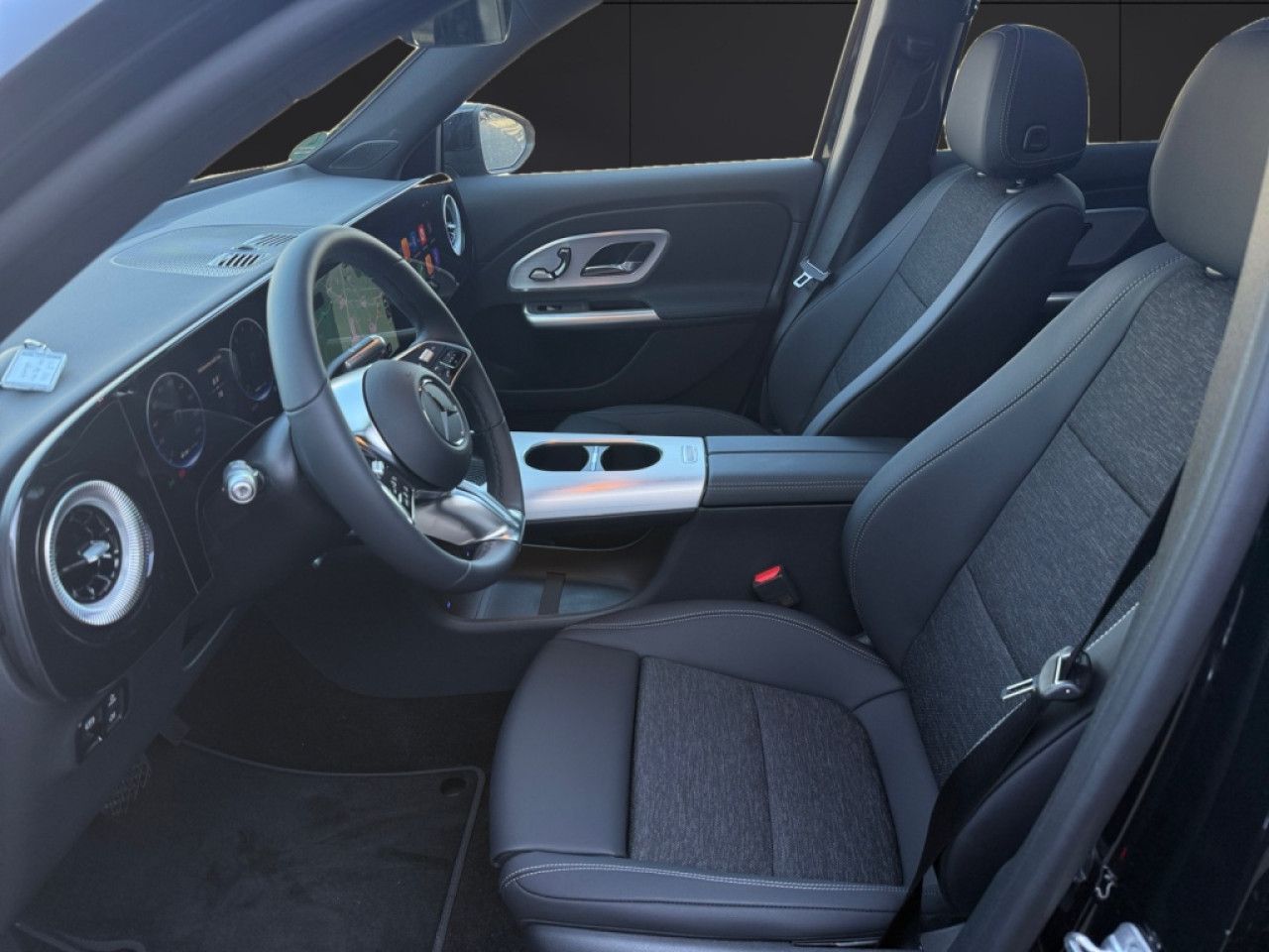 Mercedes-Benz GLB – Bild 8