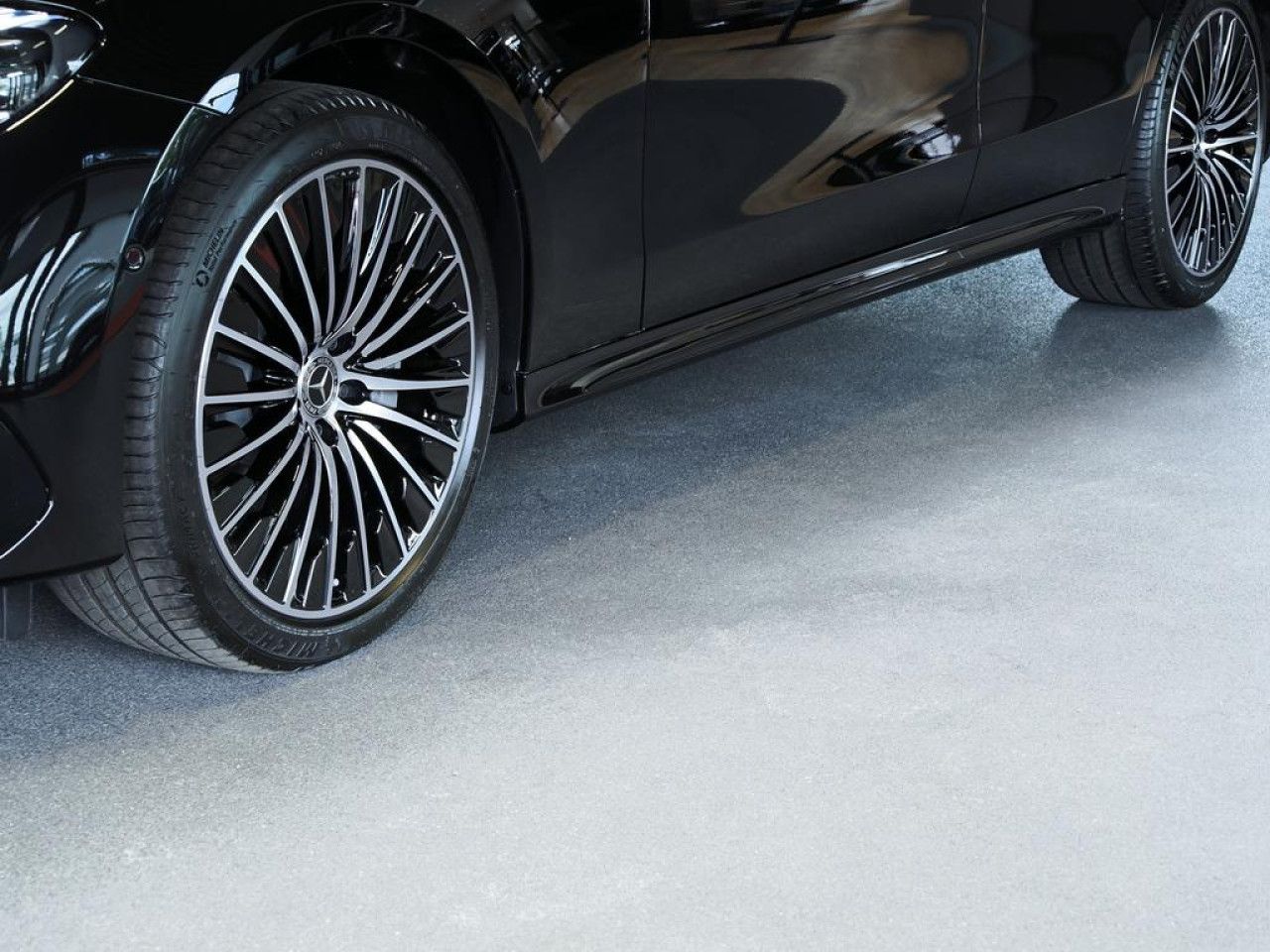 Mercedes-Benz E-Klasse – Bild 2