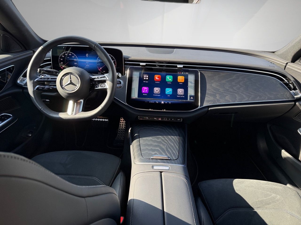 Mercedes-Benz E-Klasse – Bild 22