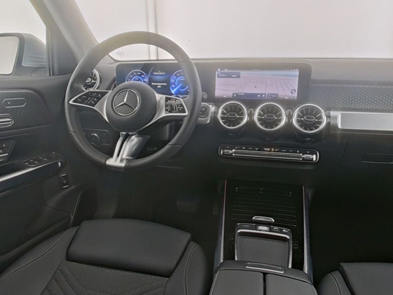 Mercedes-Benz EQB – Bild 7