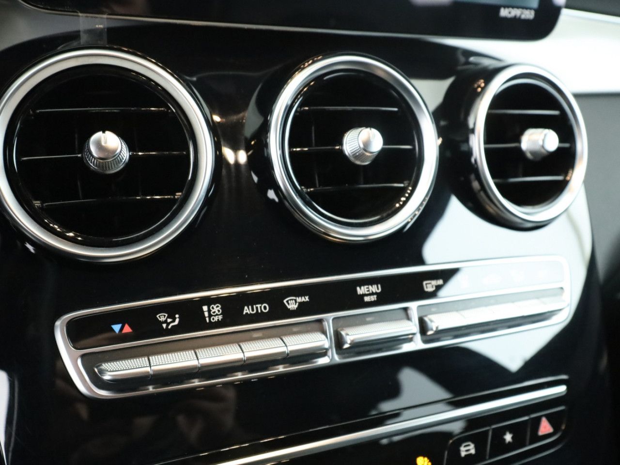 Fahrzeugbild 14 / 25