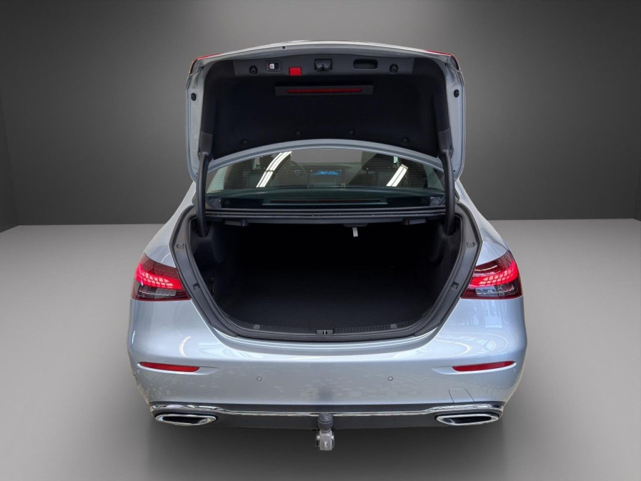 Mercedes-Benz E-Klasse – Bild 12