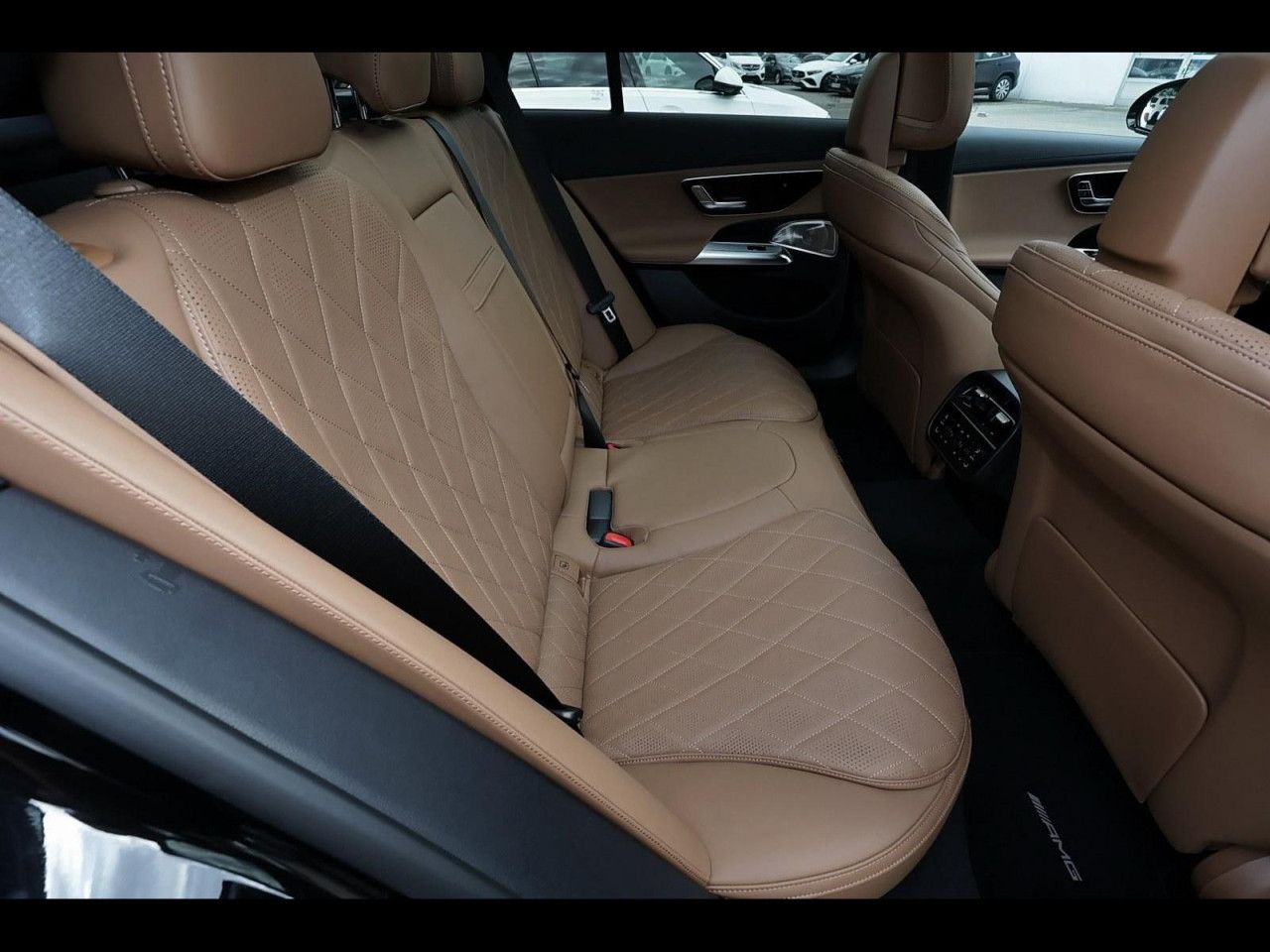 Mercedes-Benz E-Klasse – Bild 6