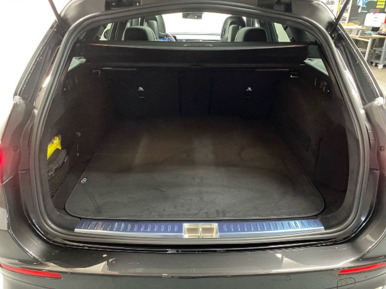 Mercedes-Benz E-Klasse – Bild 12