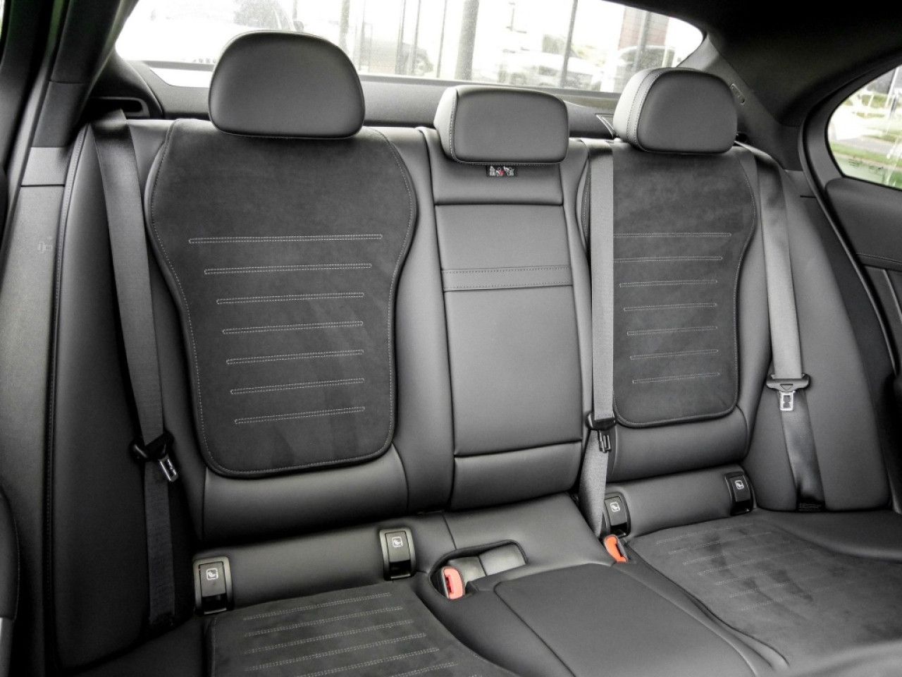 Mercedes-Benz C-Klasse – Bild 4