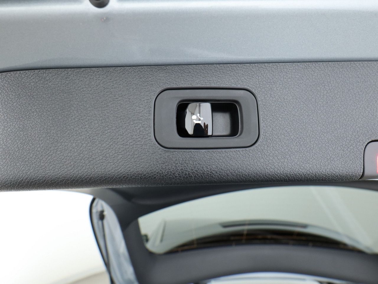 Mercedes-Benz E-Klasse – Bild 27