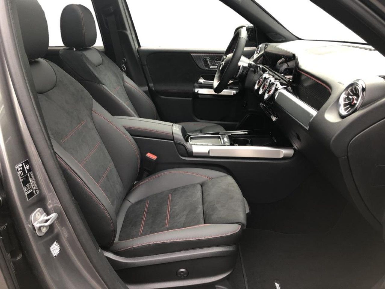 Mercedes-Benz GLB – Bild 3