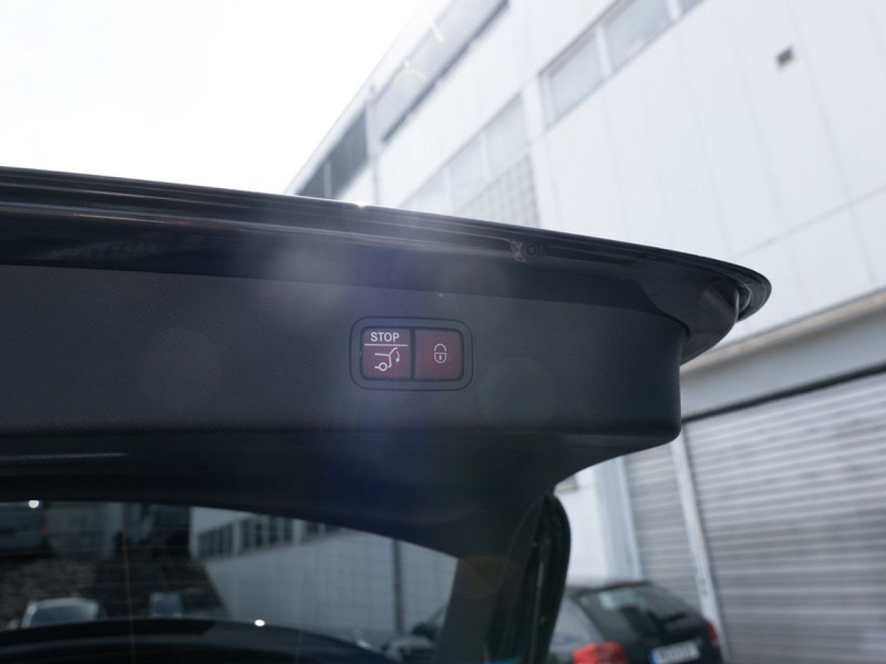 Mercedes-Benz E-Klasse – Bild 7