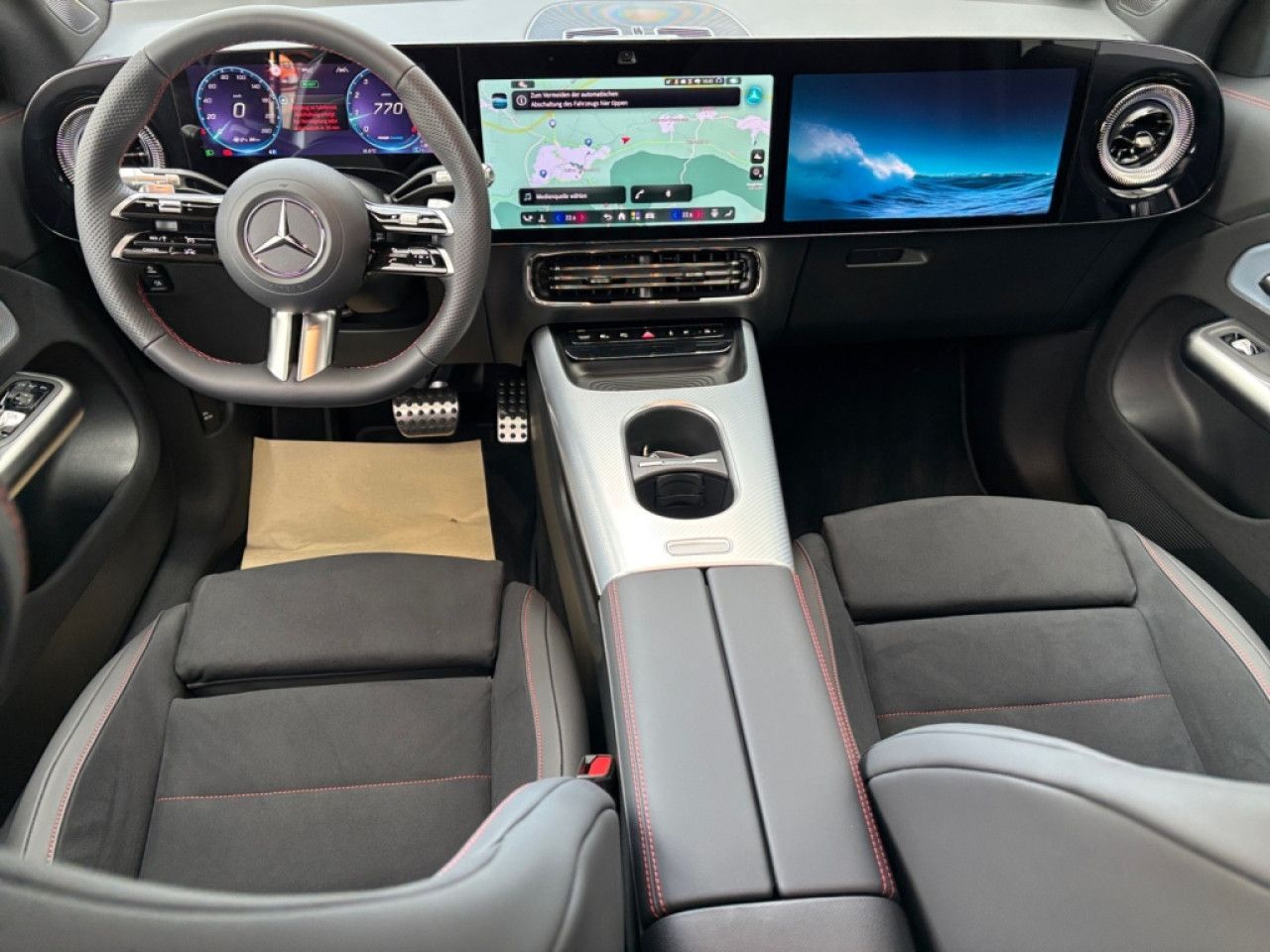 Mercedes-Benz GLB – Bild 12
