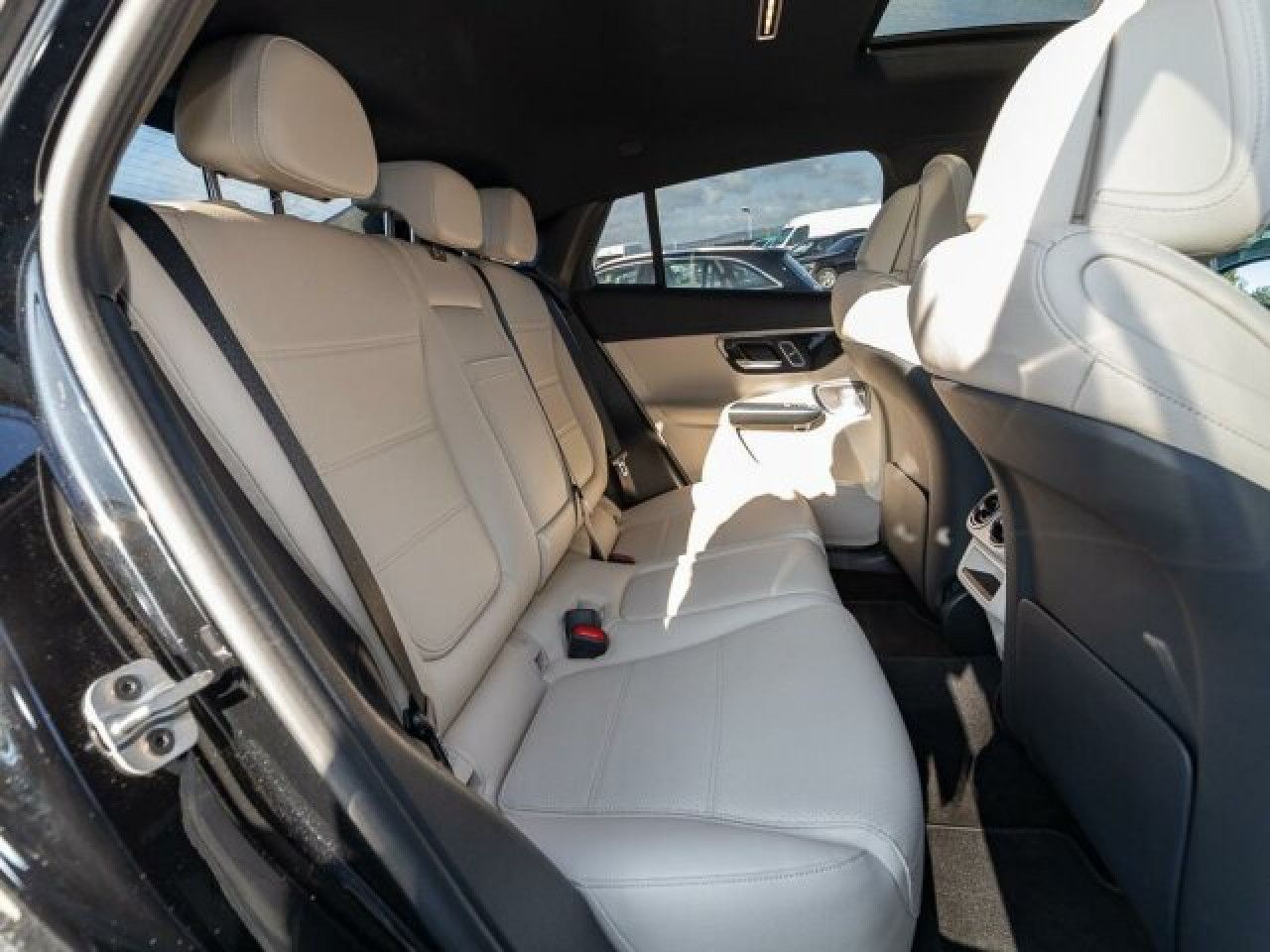 Mercedes-Benz GLC – Bild 11