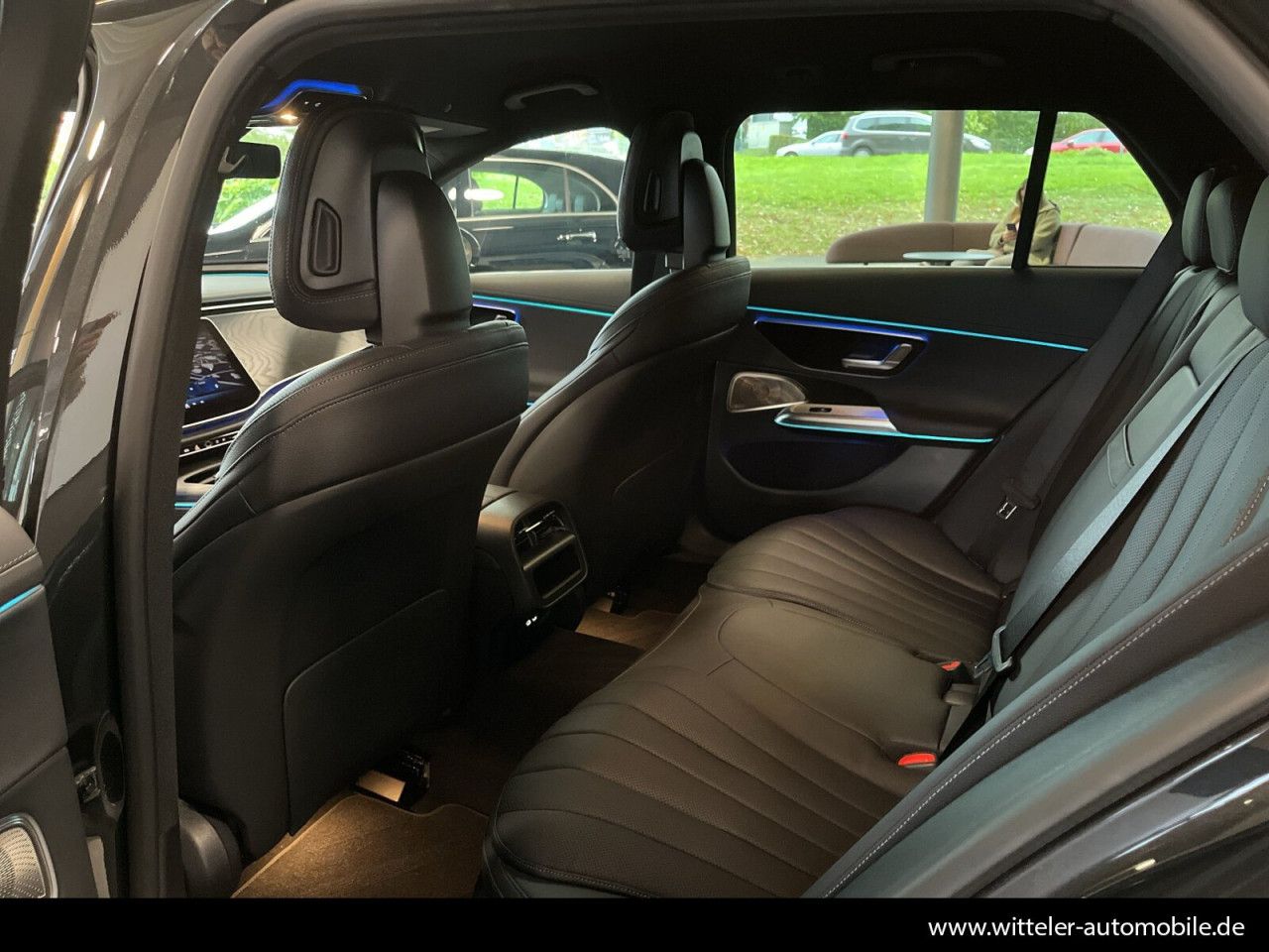 Mercedes-Benz E-Klasse – Bild 8