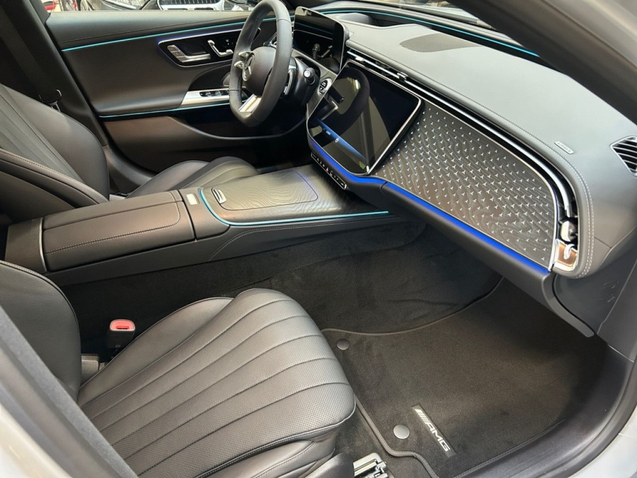 Mercedes-Benz E-Klasse – Bild 6
