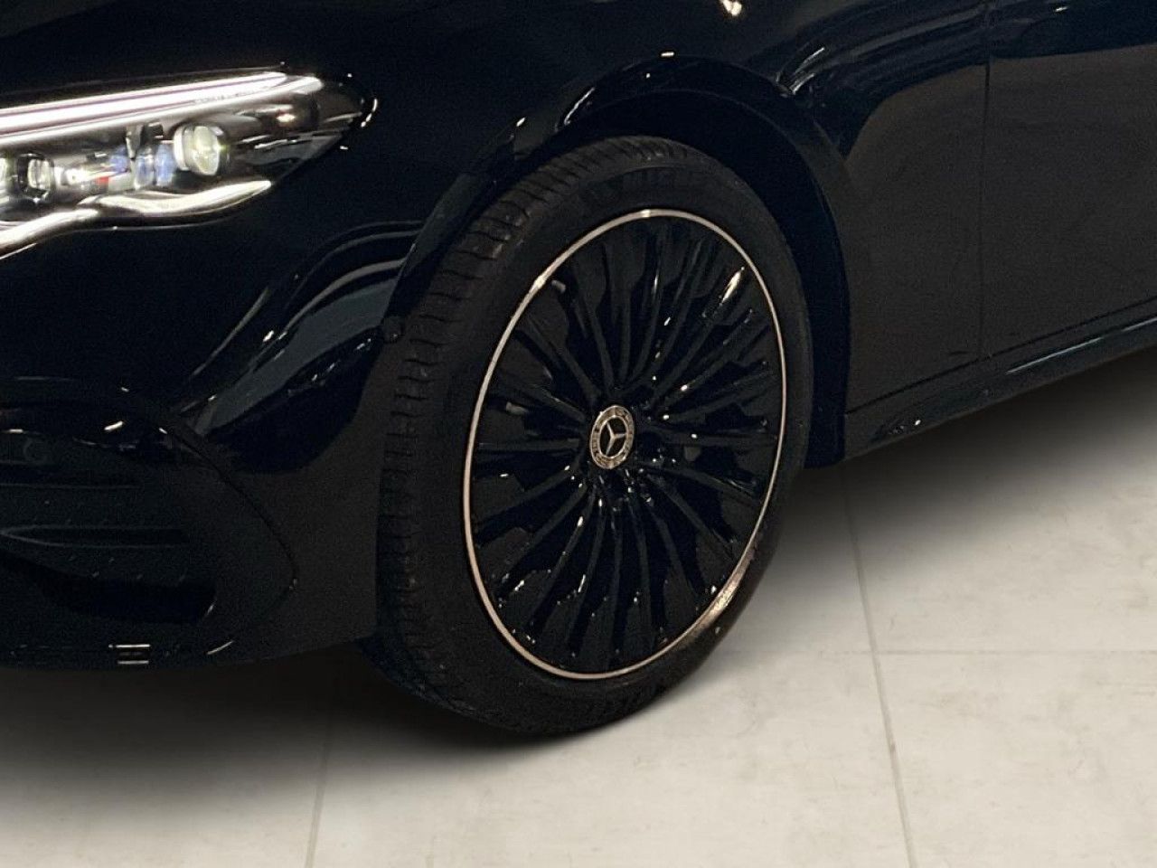 Mercedes-Benz E-Klasse – Bild 11