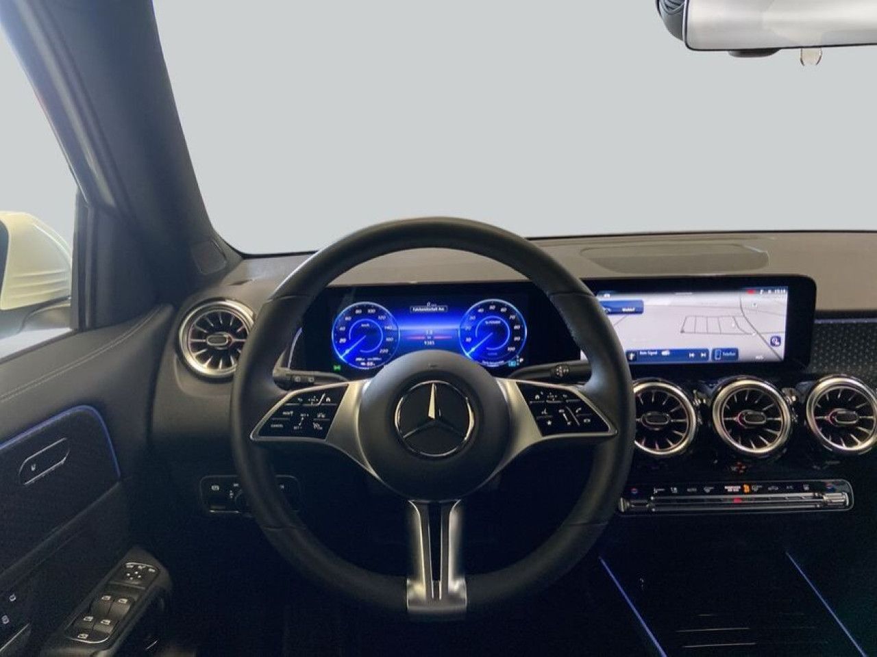 Mercedes-Benz EQB – Bild 17