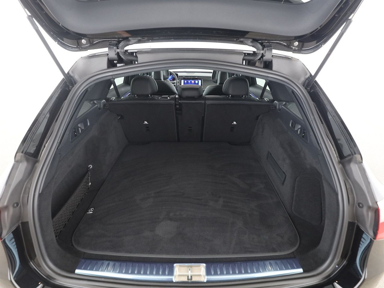 Mercedes-Benz E-Klasse – Bild 15
