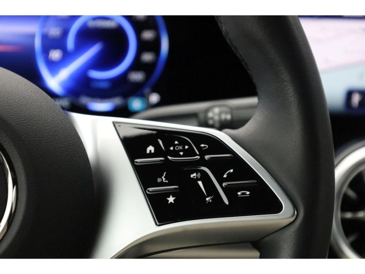 Fahrzeugbild 25 / 29